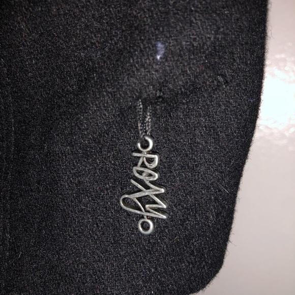 Sold - Picture 5 of 8